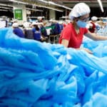 Au Vietnam, la crise sanitaire condamne les ouvriers au chômage