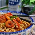 recette de nouilles sautées aux crevettes - Amour de cuisine