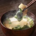 Recette : Soupe miso japonaise (Miso Shiro) – L'île aux épices