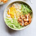 Bol poké aux crevettes épicées | Ricardo