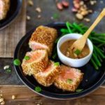 Saumon mi-cuit croustillant sauce cacahuète