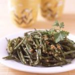 Haricots verts sautés à l'ail et sauce soja au wok - Recettes de cuisine Ôdélices