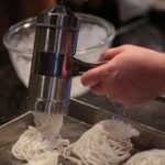Fabrication de pâtes de riz fraîches