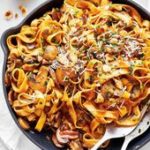 Fettuccines aux champignons et aux noisettes | Ricardo