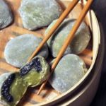 Daifuku mochi au thé matcha et sésame noir [vegan] • La Cuisine de Niya