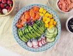 Poke bowl au saumon et sa sauce au sésame | Cosmic Tomatoes