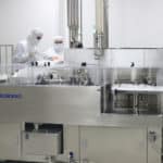 (Deux Sessions) La production des vaccins de Sinopharm contre le COVID-19 atteindra un milliard de d...
