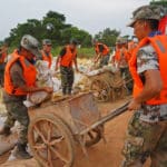 Le PM chinois met l'accent sur la lutte contre les inondations et l'ouverture financire — Chine Info...