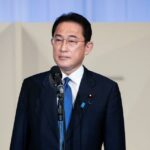 Fumio Kishida, conservateur modéré et bientôt Premier ministre japonais