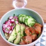 Poke bowl au saumon mariné