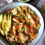 Power bowl à la dinde, sauce à la cacahuète