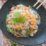 Salade de crevettes et vermicelles - Cuisinons En Couleurs