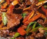 Boeuf sauté au basilic Thaï