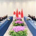 Le ministre chinois des AE rencontre un ancien PM japonais — Chine Informations
