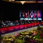 Les ministres chinois et franais des Affaires trangres s'entretiennent sur le renforcement des relat...