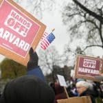 Face à Trump, l’université Harvard bascule dans la résistance