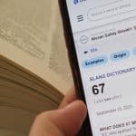 Aux États-Unis, l’expression « six-seven » désignée mot de l’année 2025 par un dictionnaire en ligne